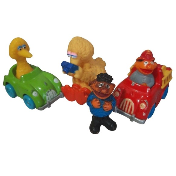 Other - VTG Sesame Street PVC Figure Lot of 4 Big Bird Ernie Fire Truck Car‎ 80s READ